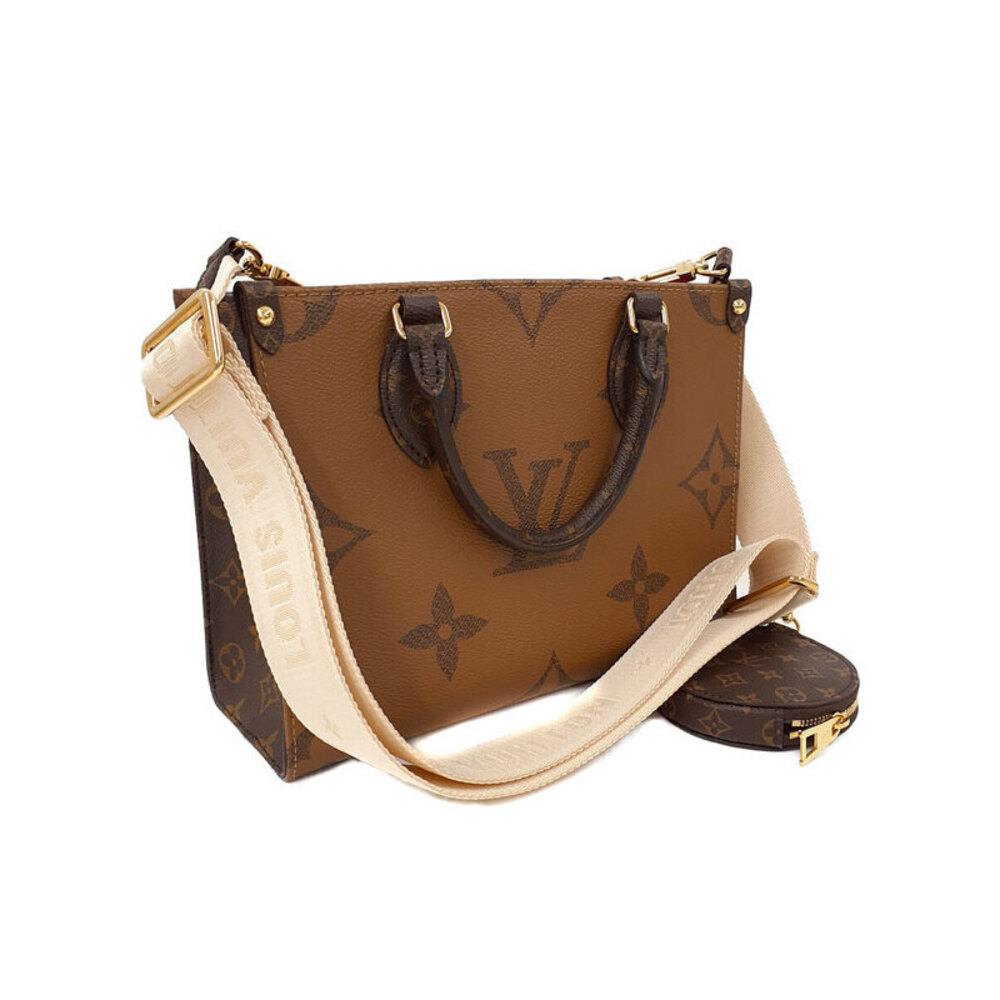 Louis Vuitton Monogram On Bag the Go Giant
